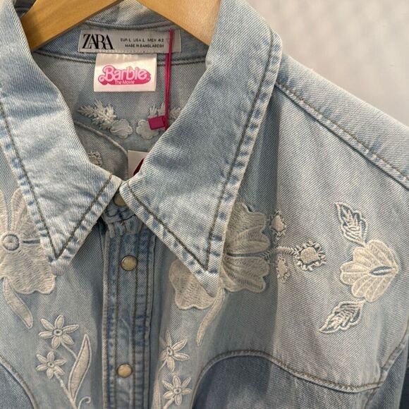 Zara x Barbie Men’s Light Denim Embroidered Western Snap Button Shirt Large NWT - Picture 4 of 15